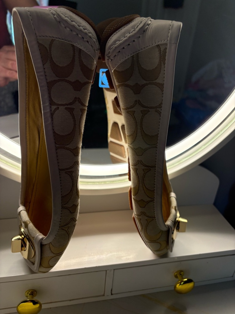 Coach Cream & Light Khaki Signature Ballet Flats with Gold Accent - Picture 3 of 16